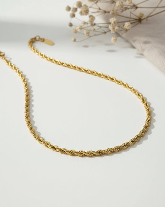 Milas Twisted Necklace